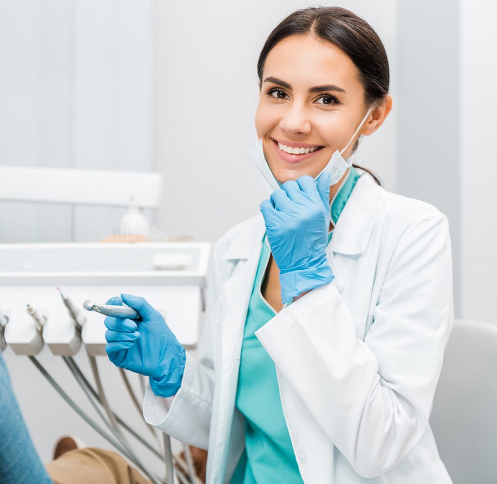 Batum Türk Diş Doktoru Kurucu Hekim